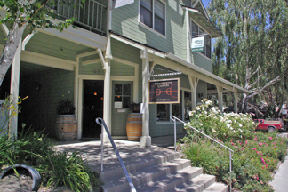 DRagonette Cellars Tasting Room