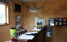 Wind River Cellars tasting room